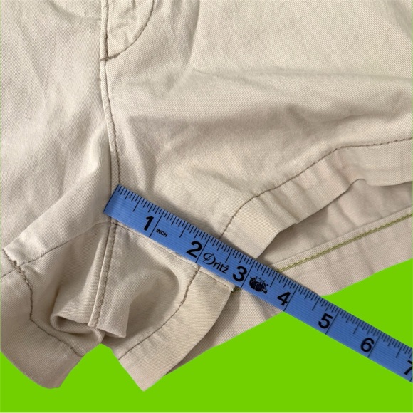 American Eagle Y2K Khaki Shorts - Picture 6 of 7